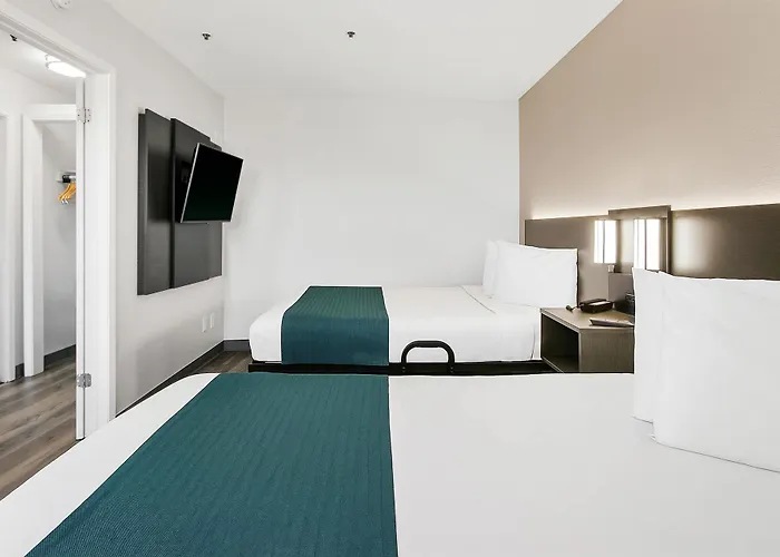 6 Tempe, Az Elliot Road Hotel 3*